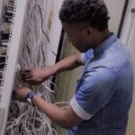 Installation de câblage pour réseau informatique